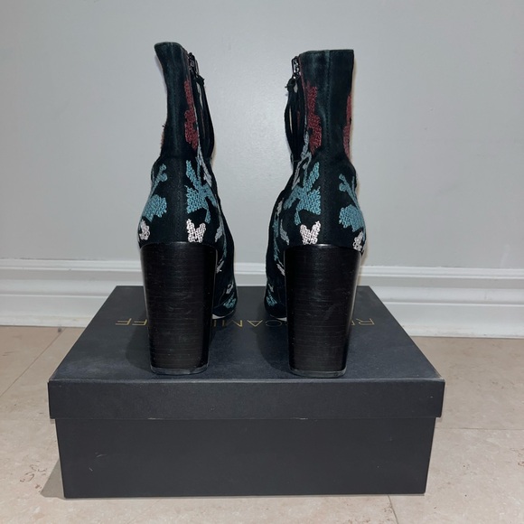 ✨Host Pick✨Gorgeous Embroidered Rebecca Minkoff Boots - Picture 4 of 6